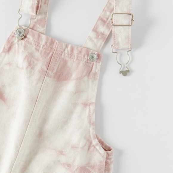 SOLD NWT Zara 18-24m denim tie dye overalls - Picture 4 of 4
